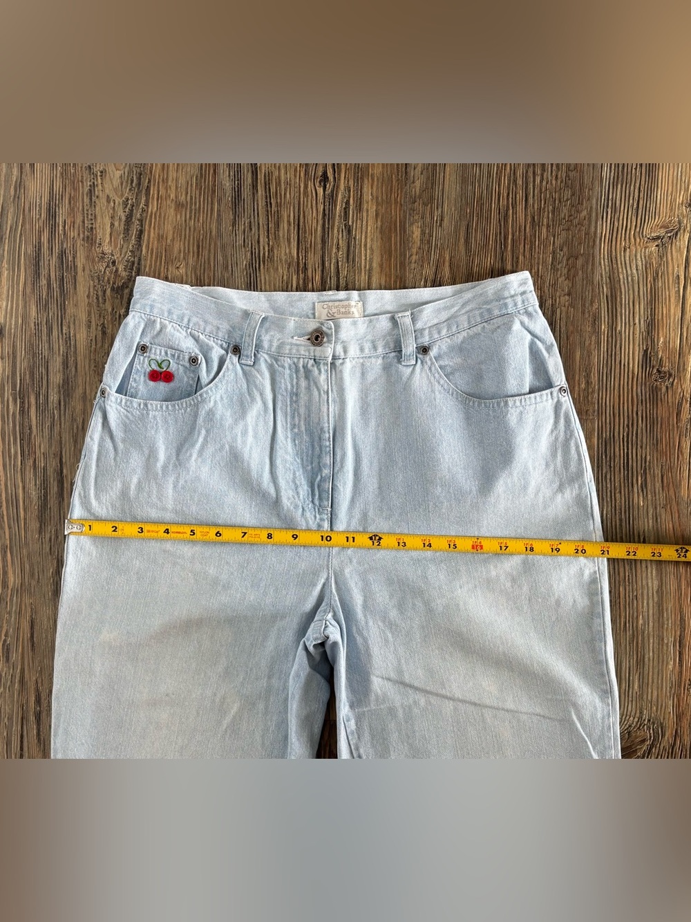 Y2K Christopher & Banks Lt Wash Denim Capris 10 Cherry Embroidered Buttons 2008 - Picture 9 of 13